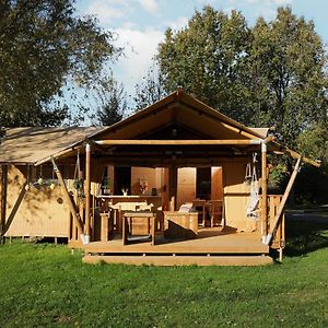 Glamping Tent La Vida Aqua |